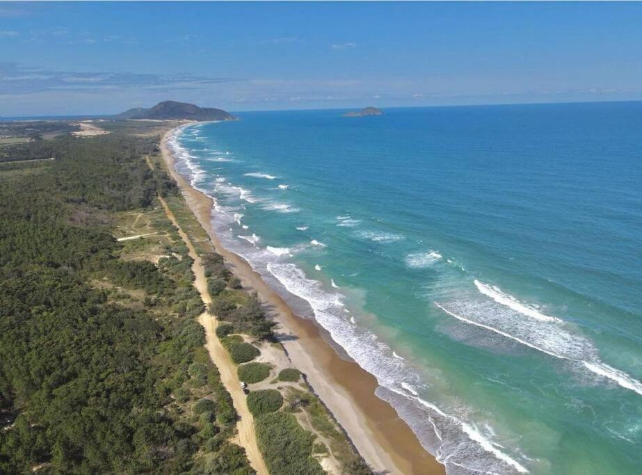 Townhousefloripa I Praia Do Mocambique Riovermelho Florianopolis Exterior photo